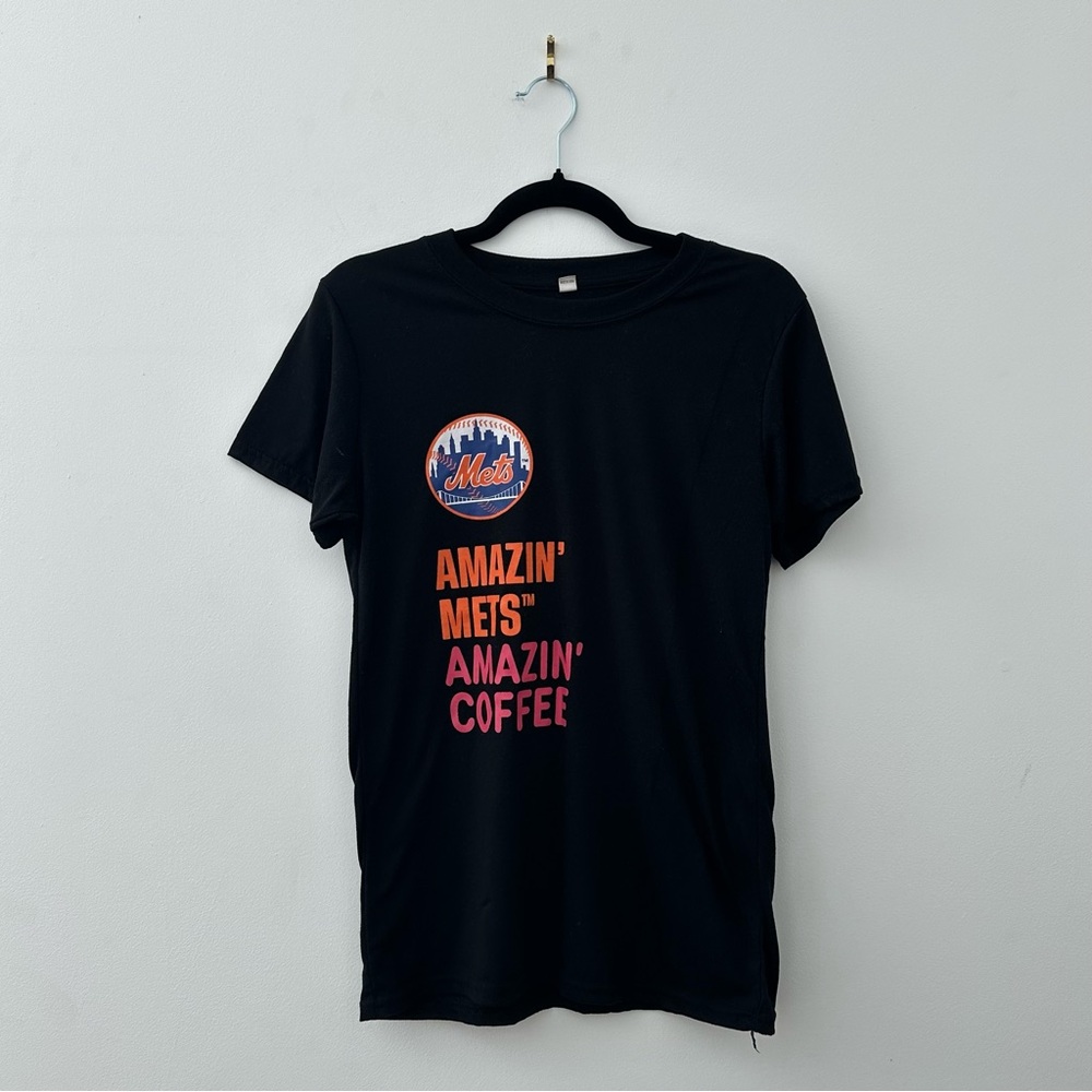 dunkin’ donuts mets tshirt
